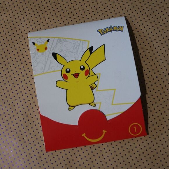 Pokemon Paper Maze - Picture 1 of 2